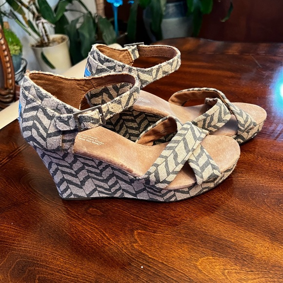 Toms Shoes - TOMS Open Toe Wedge Sandal